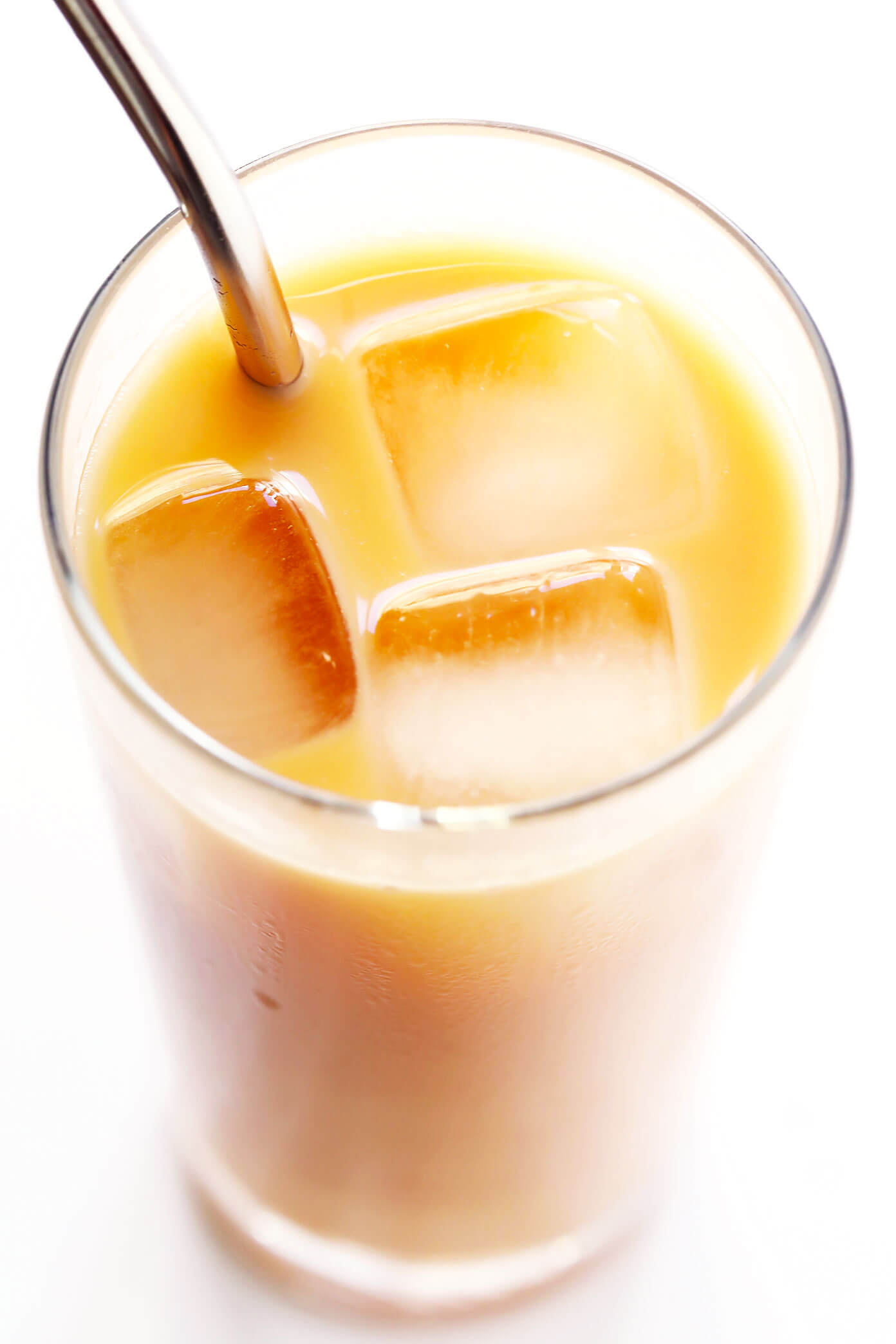 5-Minute Iced Rooibos Latte Recipe